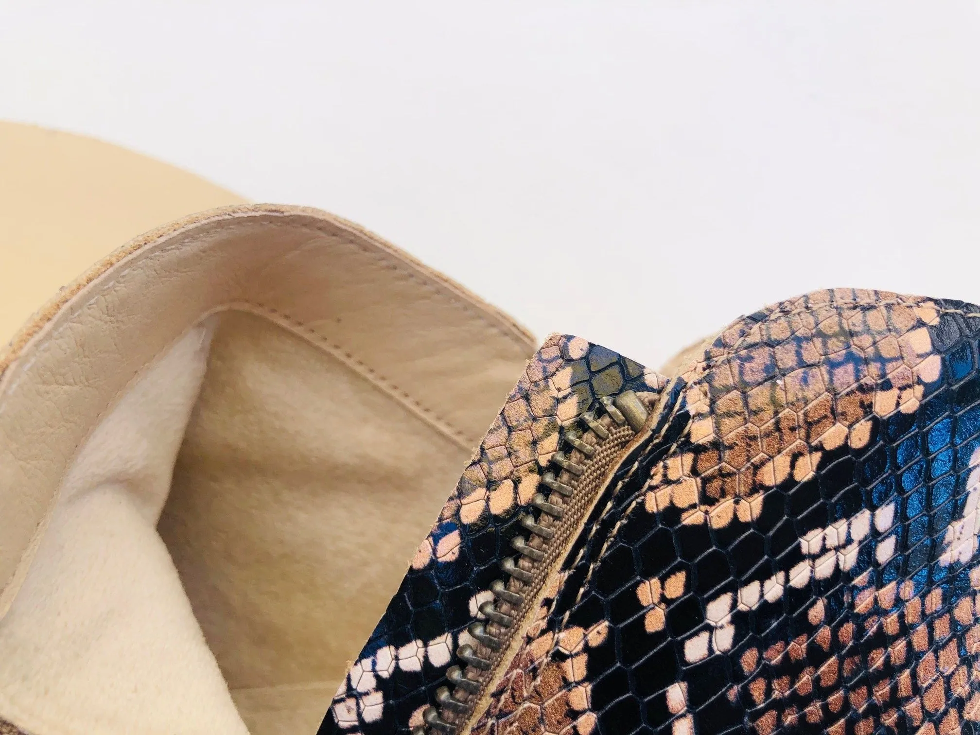 Aya Boots - Animal print