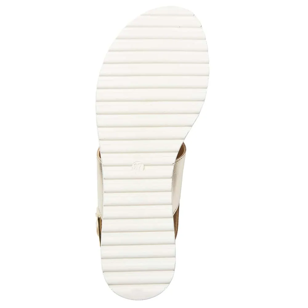 Ibis Wedge in Gold Leather