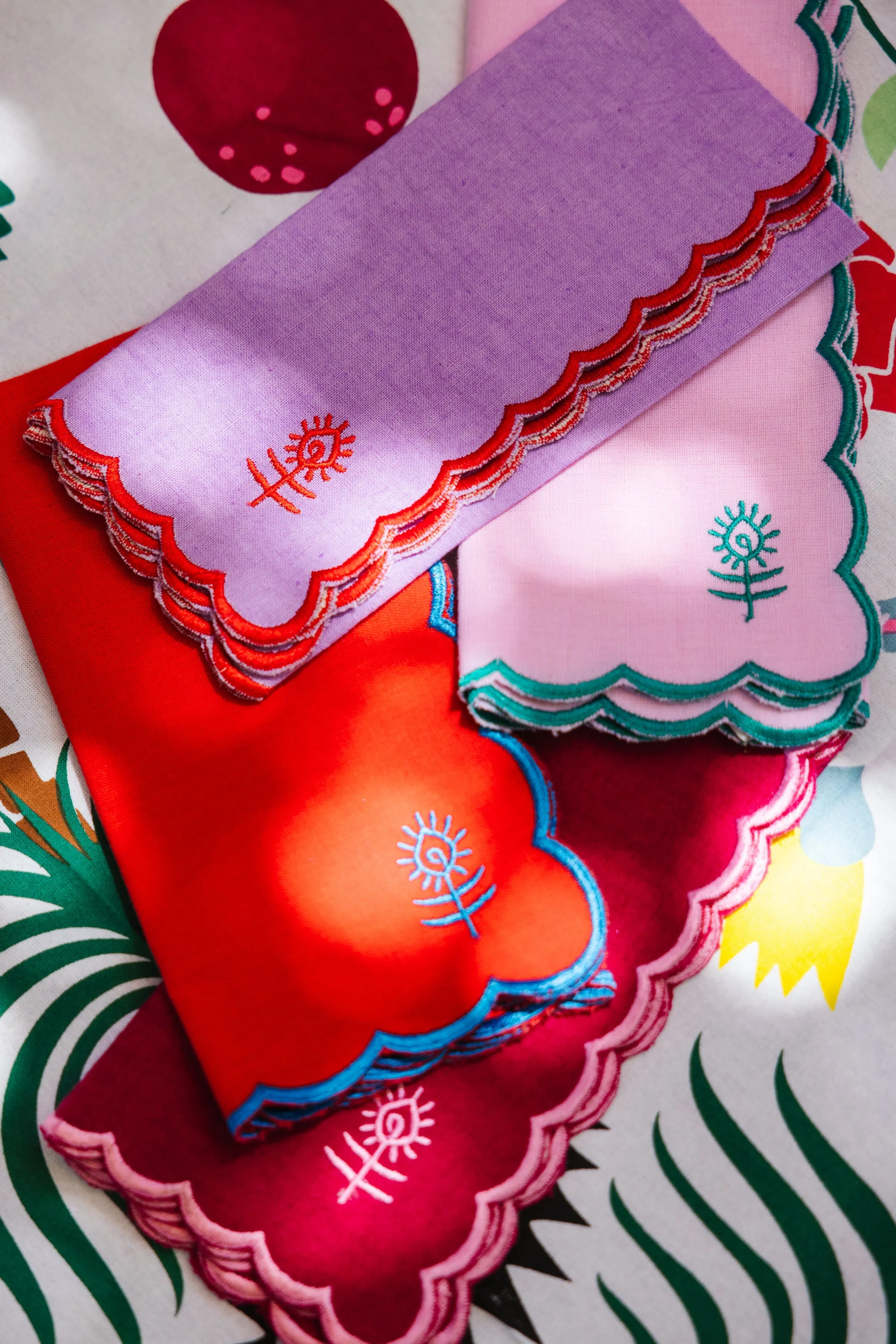 Icon Linen Napkins 4pc Set - Cherry/Peacock