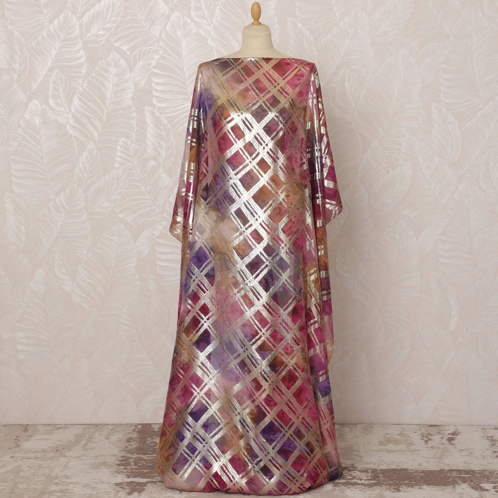 Purple and Pink Somali Silk (Fransawi) Chiffon Dirac Fabric with Metallic Lurex, 3.5 Meters, 140 cm Width-D20885