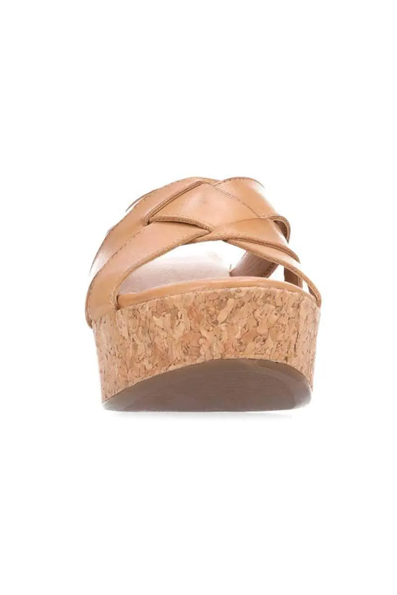 Tate Wedge Tan
