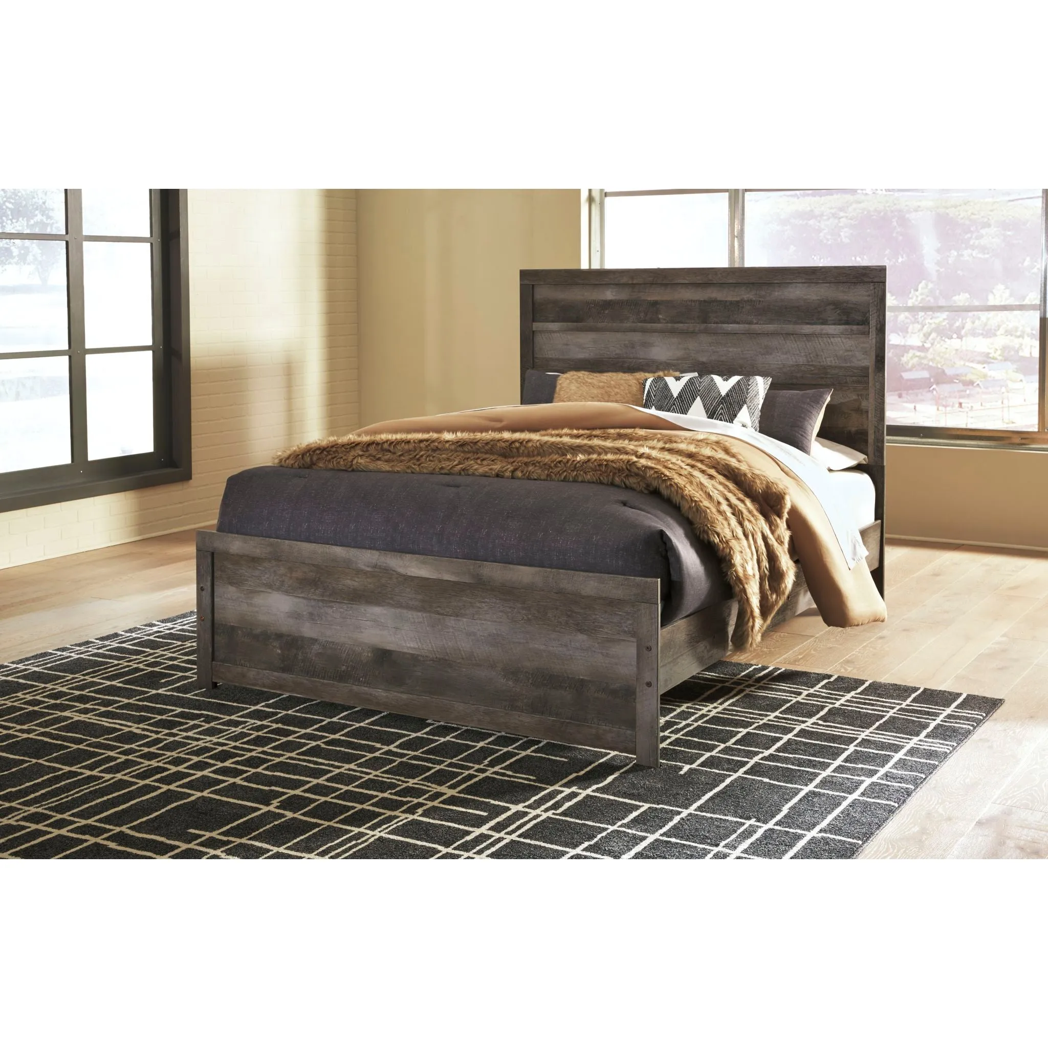 Wynnlow Platform Bed - Gray